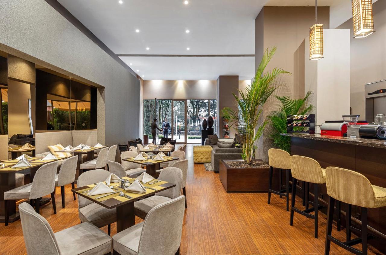 Hotel Cabrera Imperial By Key 33 โบโกตา ภายนอก รูปภาพ