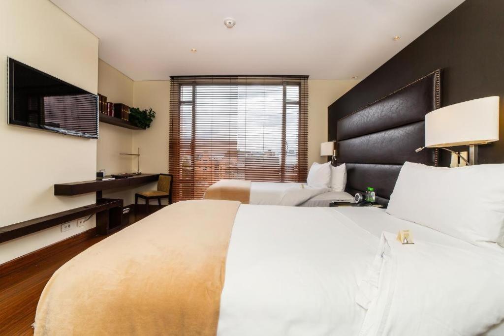 Hotel Cabrera Imperial By Key 33 โบโกตา ภายนอก รูปภาพ
