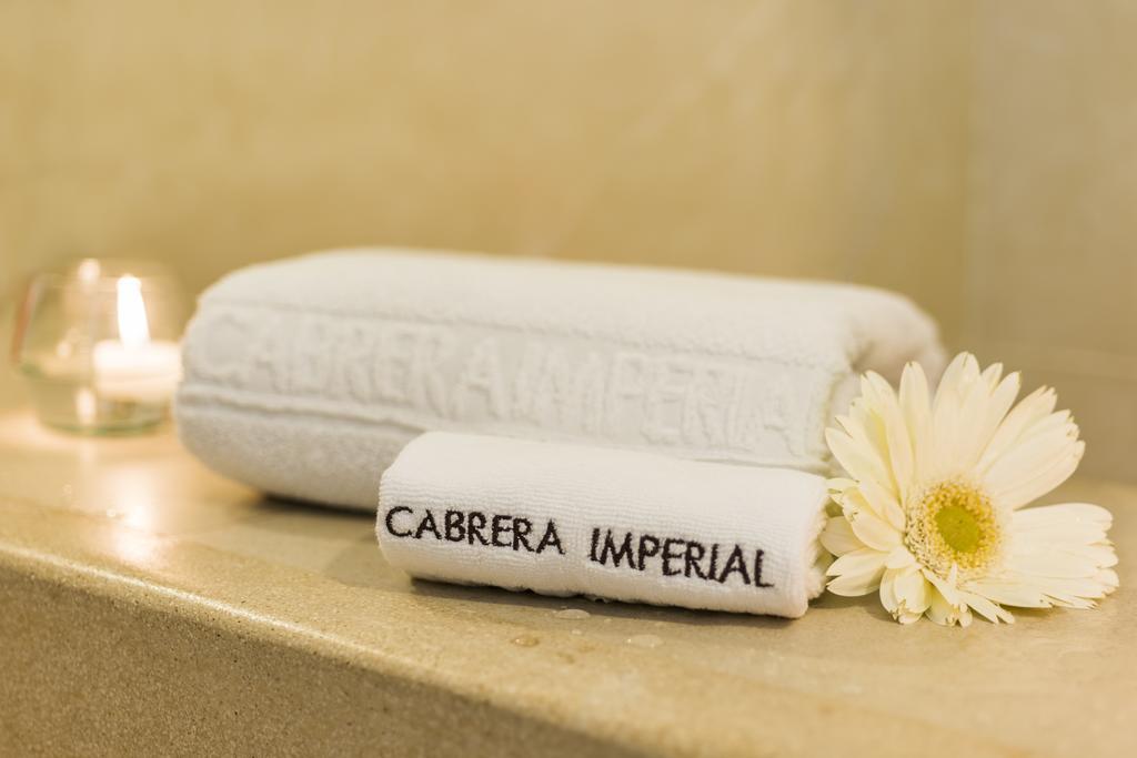 Hotel Cabrera Imperial By Key 33 โบโกตา ภายนอก รูปภาพ